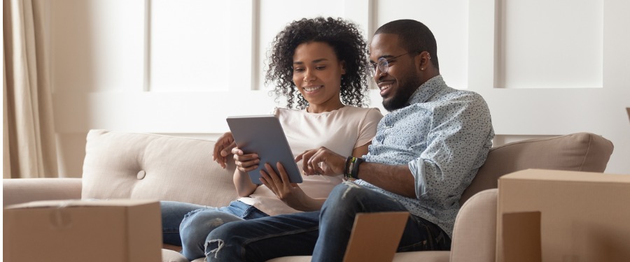 Black couple join Antidote’s patient database on a tablet