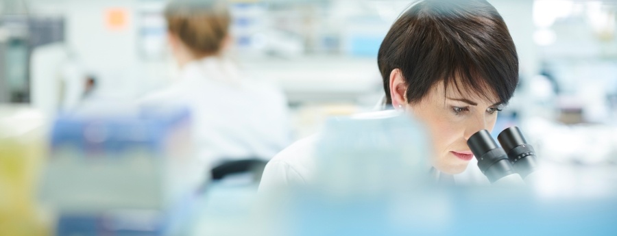 woman-with-microscope woman-with-microscope