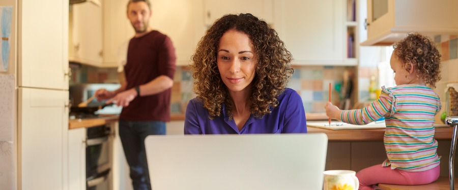 Woman researching cancer diagnosis